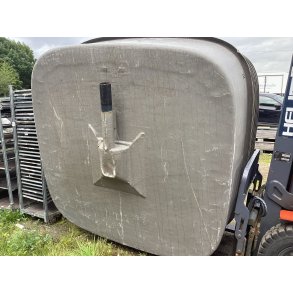 Oppdrettskar Glassfiber ca 2000 liter / Brukt 